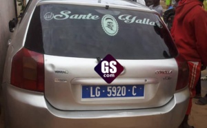 URGENT: Un véhicule Toyota Corolla se renverse avec 3 femmes à son bord 