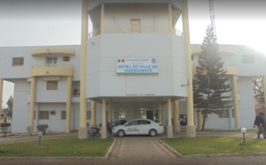 L'accès de la mairie bloqué par ses partisans: Aliou Sall rebrousse chemin