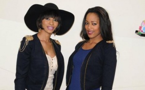 Photo : Kiné Keita de Nouch'K avec Vanessa, Miss Sénégal-Paris