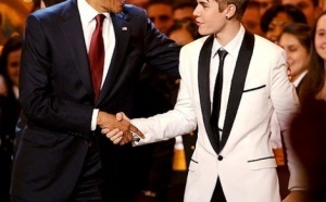Ah oui BARACK OBAMA est devenu chanteur ?????