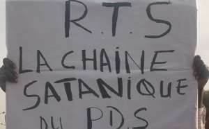La Rts trainée dans la boue