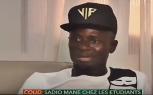 VIDEO - Visite à l'UCAD: Sadio Mané salue la mobilisation des étudiants