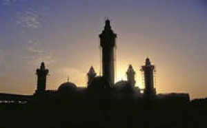 MAGAL DE TOUBA – Votre attention ! - Les premiers voleurs arrivent .
