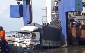 Ferry de Banjul : Un camion échappe à la plongée
