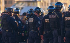"Marche de la colère" à Paris, plus de 15 000 policiers  réclament de meilleurs conditions de travail