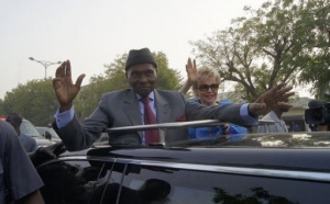 Sénégal: la campagne présidentielle bat son plein, Wade en meeting en province