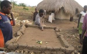 Venez découvrir cette salle de billard en pleine brousse 