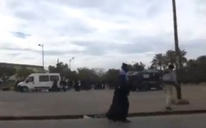 (Vidéo) Dernière minute: Des policiers occupent la place de l'Obélisque