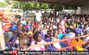 VIDEO - Kaolack: Mariama Sarr offre 30.000 Kits scolaires aux écoles de la région