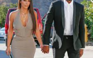 Sur le tapis rouge, Kim et Kanye, plus complices que jamais.