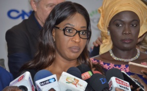 VIDEO - Mme Zahra Iyane Thiam au Salon tournant de l'Economie Sociale et Solidaire