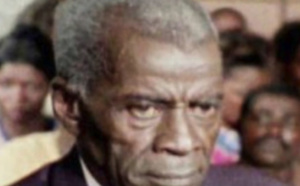 AUJOURD’HUI : 5 novembre 1991, Douta Seck tire sa révérence