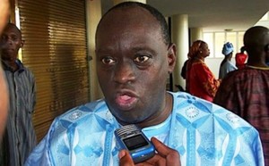 Me El Hadj répond à Serigne Mbacké ndiaye et le traite de fou