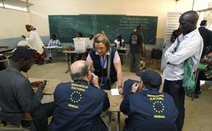 Les observateurs de l'UE: " Il n'est pas concevable d'attendre jusqu'à vendredi pour donner les résultats"