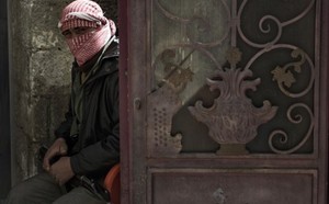 Les blindés d'Assad à l'assaut de Homs