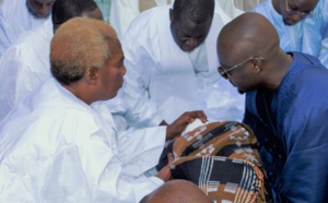 Serigne Abdou Karim Mbacké baptise bébé Khadim Bâ, le fils du frère du célèbre patron de Locafrique