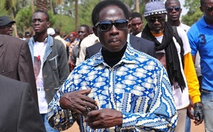 Pour avoir dit qu'il préférait Wade à Macky Sall, Bécaye Gaye renvoyé du comité directeur de "Taxaw Temm"