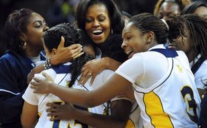 Michelle Obama : Une first lady, reine du basket-ball, qui exulte de bonheur