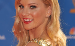Heather Morris : Une Glee toute nue sur la toile !