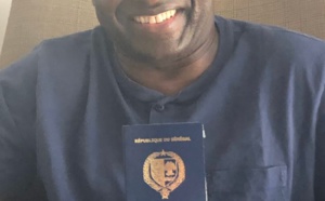 Le Sénégal offre un passeport diplomatique à l’écrivain camerounais Achille Mbembe