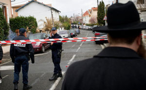 Un homme tue quatre personnes dans une école juive de Toulouse