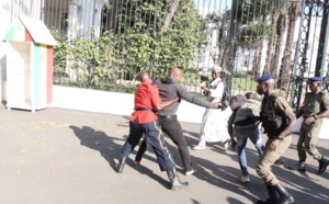 Arrêtés devant le Palais: Guy Marius Sagna et Cie en garde-à-vue 