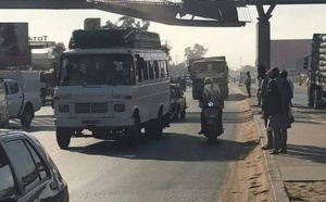 Danger sur la route nationale N°1:  Une passerelle de Sicap Mbao sur le point de s’écrouler (images)