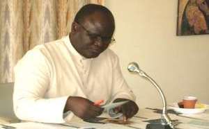 Abbé Alphonse Seck, archidiocèse de Dakar: "Ce n’est pas la volonté des candidats..."