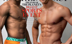 Photo de Didier Drogba et Cristiano Ronaldo qui posent en caleçon en couverture de Vanity Fair. 