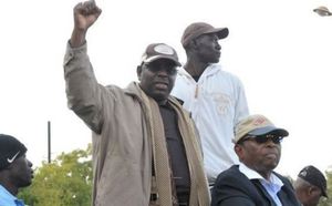 Tivaoune Diacksao compte juger Macky Sall sur le chômage et les inondations