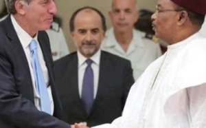 Convocation des chefs d’Etat africains : l’envoyé spécial de Macron reçu par Issoufou du Niger