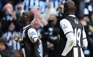 Un doublé de Papiss Cissé propulse Newcastle dans le top 5 anglais