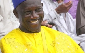 Serigne Mbacké Ndiaye reste bleu-jaune: Les couleurs du PDS