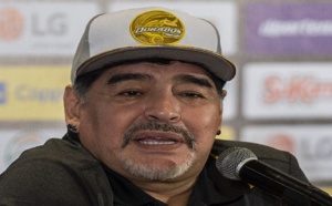 Maradona désigne le meilleur footballeur de tous les temps plus fort que lui-même, pélé, Messi et Ronaldo