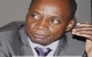 Abdou Lô ministre de la communication et des Tics est-il Allemand?
