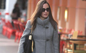 Exclu Gala - Pippa Middleton: "un pistolet en plastique" qui crée la polémique