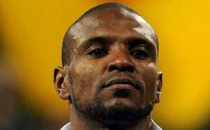L'état de santé d'Abidal "évolue favorablement"