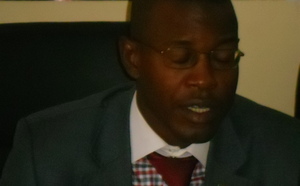 Gestion solitaire de Rewmi par Idrissa Seck