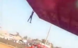 VIDEO - Stade Amadou Barrry: Il risque sa vie pour impressionner les spectateurs 