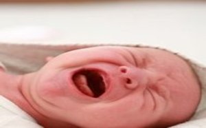 Pleurs de bébé : une technique miracle pour le calmer en 45 secondes