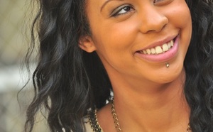 Le Sourire Radieux de la Belle Lea Ndiaye