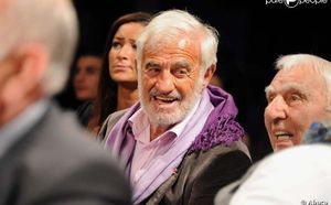Jean-Paul Belmondo, super forme, porte bonheur au boxeur français Hassan N'Dam