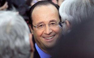 François Hollande, un président pauvre et endetté