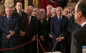 Veille de fête à la mairie de Paris