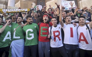 Algérie: Foule compacte lors de la 50e manifestation contre le régime