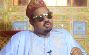 VIDEO: Ahmed Khalifa Niasse baptise son fils du nom de Cheikh Ahmadou Bamba Mbacké