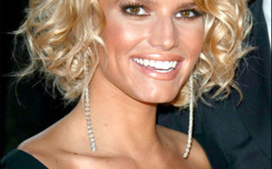 Jessica Simpson : Une date pour le mariage !