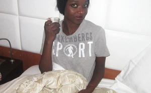La jet-setteuse Iman de channel en mode relax