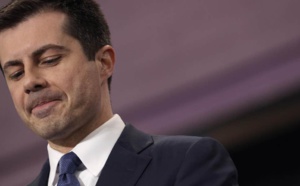 Campagne présidentielle américaine : Pete Buttigieg, le premier candidat ouvertement gay, jette l'éponge