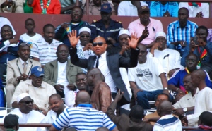  Diouf toujours aussi populaire